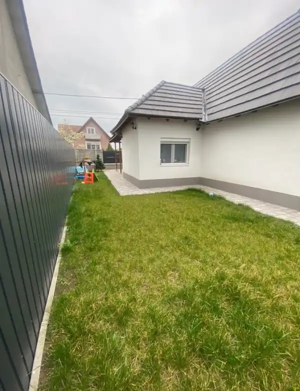 Eladó családi ház, Gyál 3+3 szoba 100 m² 85 M Ft