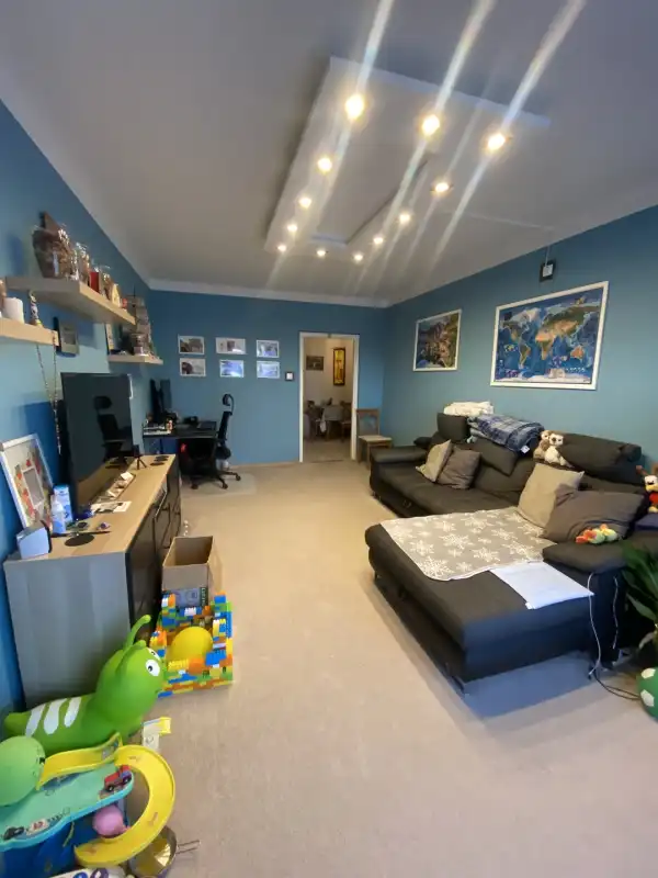 Eladó panellakás, Budapest, III. kerület 1+2 szoba 560 m² 71.5 M Ft