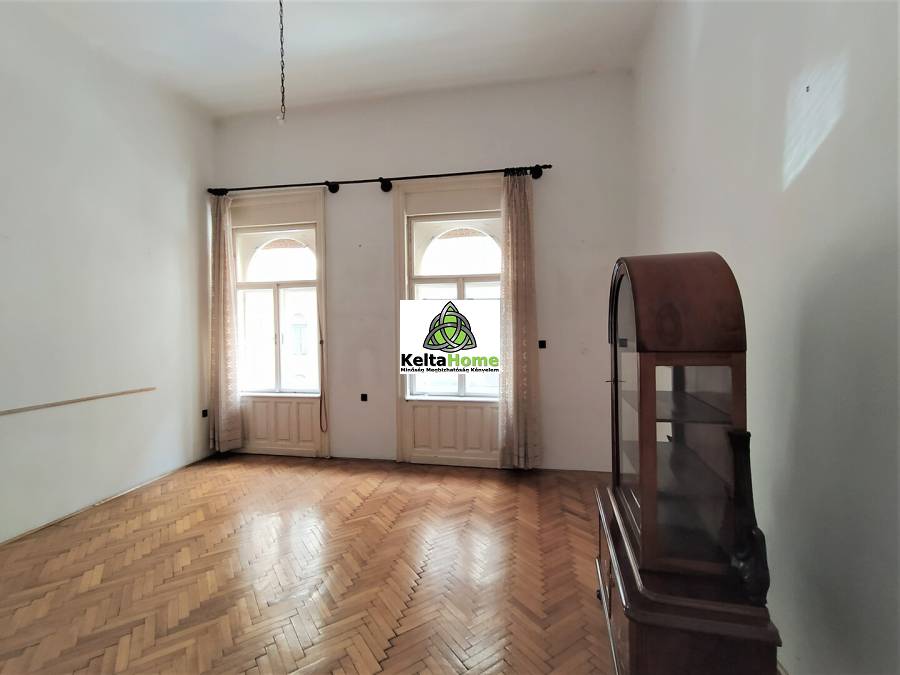 eladó téglalakás, Budapest, VI. kerület