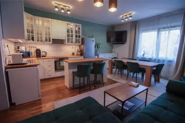 Eladó téglalakás, Budapest, XIV. kerület 1+2 szoba 71 m² 105 M Ft