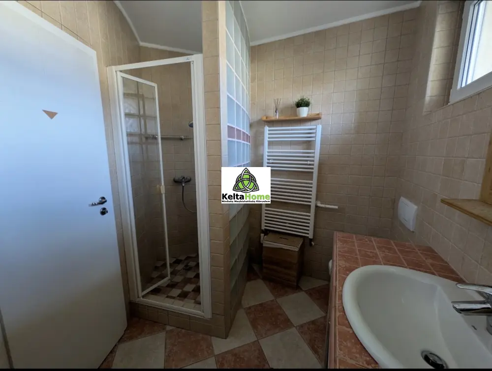 Pest megye - Üröm