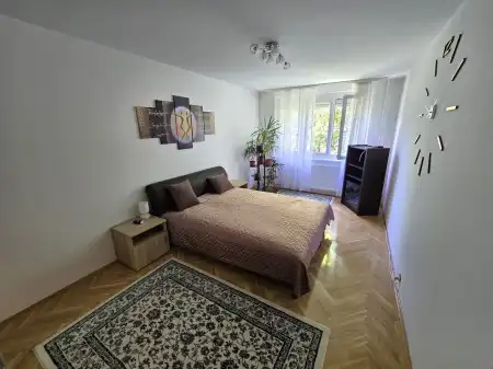 Kiadó panellakás, Budapest, XI. kerület 3 szoba 70 m² 300 E Ft/hó