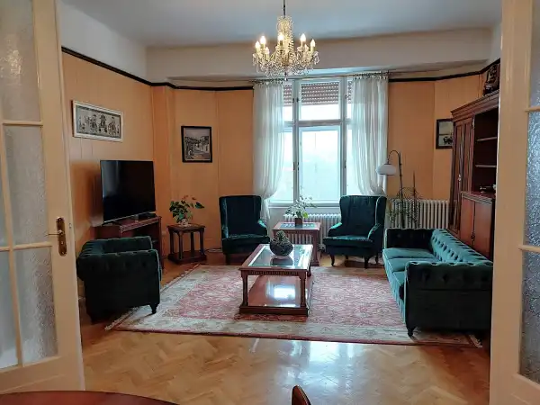 Kiadó téglalakás, Budapest, II. kerület 2+1 szoba 110 m² 400 E Ft/hó